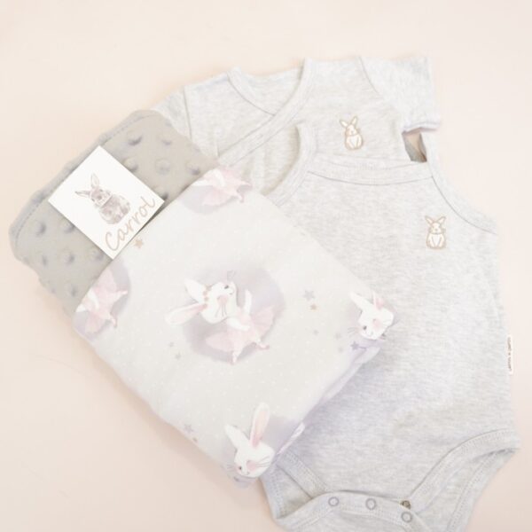 Carrol Baby Blanket Magical Bunny - Baby Size - Polos - Hooded - Selimut Bayi - Gambar 3