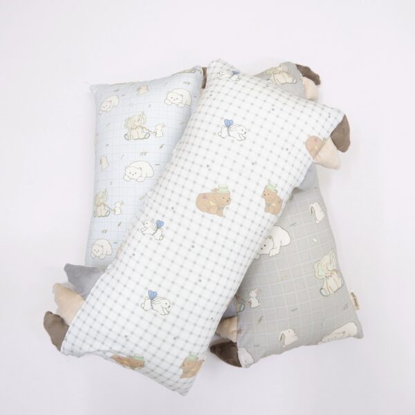 Carrol Baby X Mon n Harper Hugging Pillow Baby Size - Bantal Baby Tencel - Carrol X Mon n Harper Collections - Gambar 7