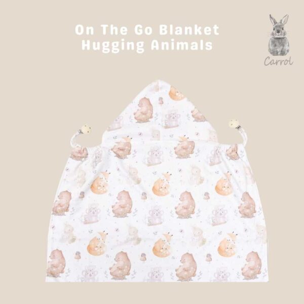 Carrol Baby On The Go Blanket Hugging animals watercolour - Selimut On The Go Bayi - Gambar 2