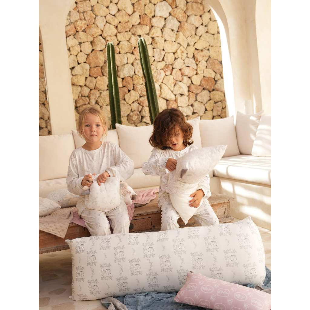 Carrol Baby Hugging Pillow Adult Size TENCEL™ Signature Collections - Bantal Dewasa Tencel - Gambar 3